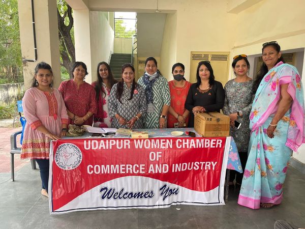 UWCCI members on factory visit